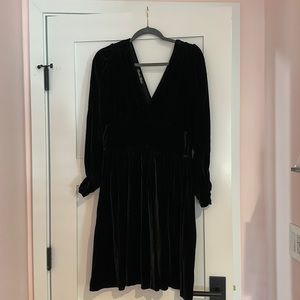 Candice Gwinn black velvet fit and flare dress size 12